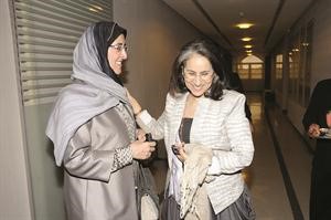 الشيخة حصة مرحبة بالشيخة عايدة سالم العلي
