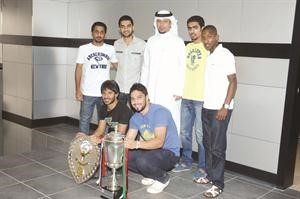 مشرف عام قطاع الناشئين فيصل الشمري ولاعبو فريق 21 سنة بالقادسية ابطال الدوري والكاس سالم الشمري