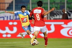 احمد صديق صفقة الاهلي الاولى قادما من الاسماعيلي
