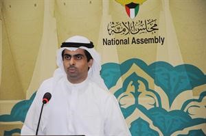 رياض العدساني متحدثا في مجلس الامة امس﻿