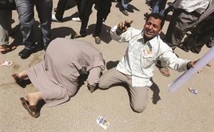 مؤيدون لمبارك في حالة انهيار بعد النطق بالحكم