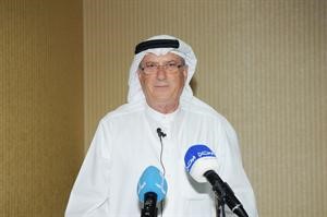 بدر السلطان متحدثا