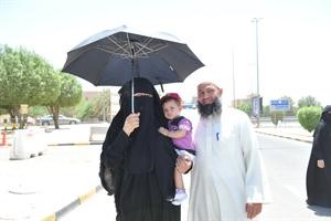 رغم حرارة الطقس جئنا للتصويت
