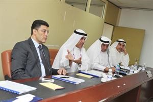 عبدالكريم المطوع خلال عمومية المال للاستثمار	سعود سالم﻿