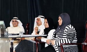 دنبيل اللوغاني والحضور خلال اللقاء﻿