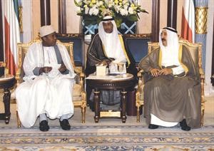 صاحب السمو الامير خلال لقائه محمد بكري عبدالفتاح﻿