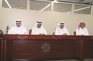 احمد داود سلمان الصباح مترئسا الجمعية العمومية قاسم باشا
