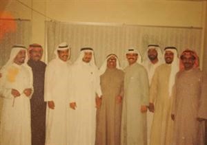 ناصر العجمي مع اعضاء مجلس ادارة جمعية الفحيحيل