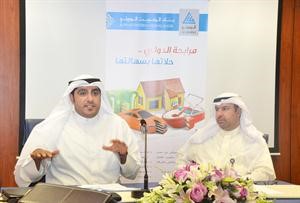 دعبدالوهاب السرحان متحدثا في محاضرة الدولي﻿
