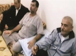 صورة ماخوذة عن الفيديو للمخطوفين اللبنانيين في حلب