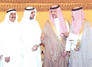 الامير سلطان يتحدث للفليج﻿
