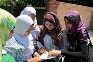 تسريب أسئلة امتحان اللغة العربية في مصر على «تويتر» وبلاك بيري