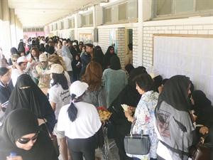 مشاركة كثيفة للمراة في اول انتخابات تمارس فيها حقوقها السياسية﻿