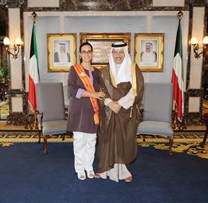 سمو رئيس الوزراء الشيخ جابر المبارك مستقبلا الشيخة امثال الاحمد﻿