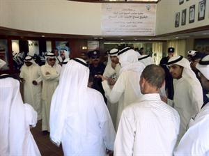 جانب من الطلبة خلال الاعتصام﻿