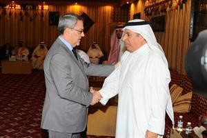 والسفير العراقي محمد بحر العلوم