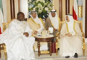 صاحب السمو الامير خلال لقائه وزير خارجية غامبيا
