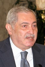 احمد كرامي﻿