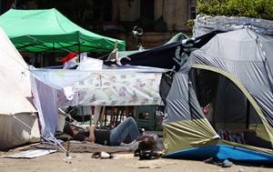 جانب من خيام الاعتصام في ميدان التحرير امس افپ