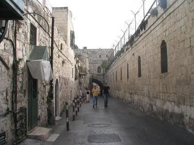 احدى شوارع القدس القديمة