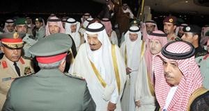 صاحب السمو الملكي ولي العهد نائب رئيس مجلس الوزراء وزير الدفاع الامير سلمان بن عبدالعزيز لدى وصوله الرياض واس﻿