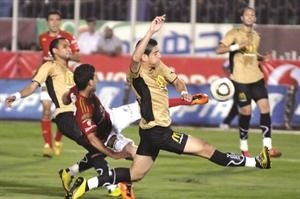 امير سعيود خلال احدى مبارياته مع الاهلي
