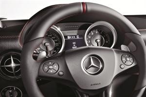 مرسيدس ـ بنز SLS AMG GT الجديدة تجمعبين إرثٍ من الفوز بالسباقات والفخامة الحصرية