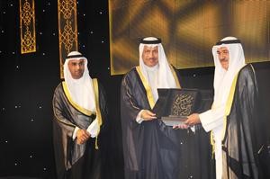 سمو رئيس الوزراء مكرما مصطفى الشمالي
