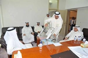 وفد المحكمة الدستورية في مقر الامانة العامة في مجلس الامة﻿