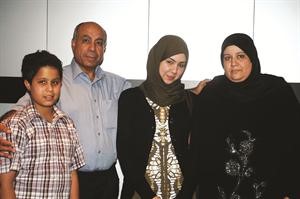 المتفوقة امل العدوي مع اسرتها﻿