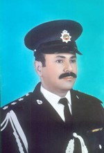 و برتبة نقيب