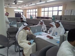 خلال عملية ارشاد الطلبة واستكمال اوراقهم