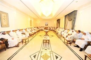 جانب من حضور الاطباء استنكارا لتصريحات الجمعية الطبية
