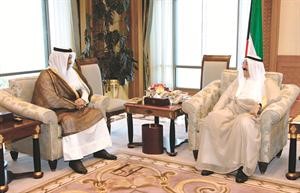 صاحب السمو الامير الشيخ صباح الاحمد خلال استقباله سمو الشيخ جابر المبارك امس