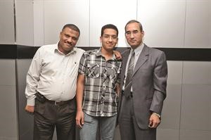 محمد ابراهيم ووالده والزميل لطفي عبدالحي 	فريال حماد﻿
