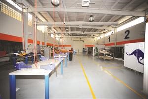 احدى قاعات التدريب
