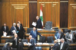 رئيس مجلس النواب نبيه بري يرفع الجلسة التشريعية لعدم اكتمال النصاب محمود الطويل