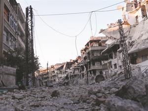 الدمار الذي خلفته العمليات العسكرية على حي القصور في حمص 	رويترز﻿