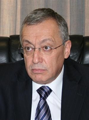 داحمد فتفت﻿
