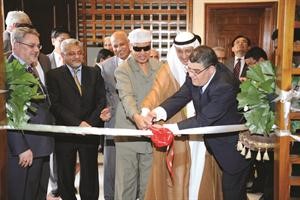 السفير جمال الغانم يشارك سفراء الجزائر والصومال ومصر والعراق افتتاح المعرض 	هاني عبدالله﻿