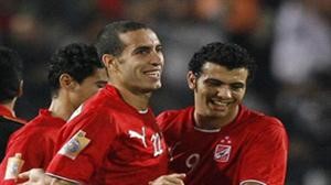 نجما الاهلي عماد متعب ومحمد ابو تريكة للمشاركة مع المنتخب الاولمبي في لندن﻿