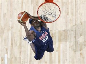 نجم اميركا لبيرون جيمس يقود منتخب بلاده للمنافسة على الذهب الاولمبي
