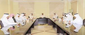 الوزير جمال الشهاب ووليد الشعيب خلال اجتماع قطاع المساجد﻿