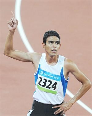 العداء محمد العازمي 800 متر