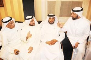 عبداللطيف العميري ودحسين قويعان ودمحمد الكندري ومحمد الخليفة﻿