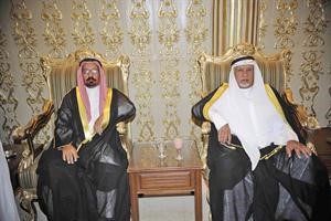 وجهاء العوازم في حفل تكريم بن جامع﻿