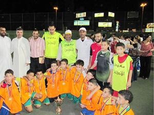 فريق اكاديمية الخليج الفائز بالمركز الاول