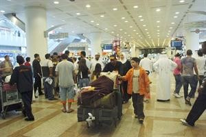 الإمارات الأولى عربياً في عدد المسافرين خلال 2011.. ومطار الكويت الدولي في المركز السابع
