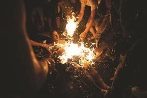  والاسرائيلي موشيه وهو مشتعل بالنيران اپ