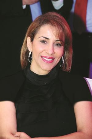 منال عمر